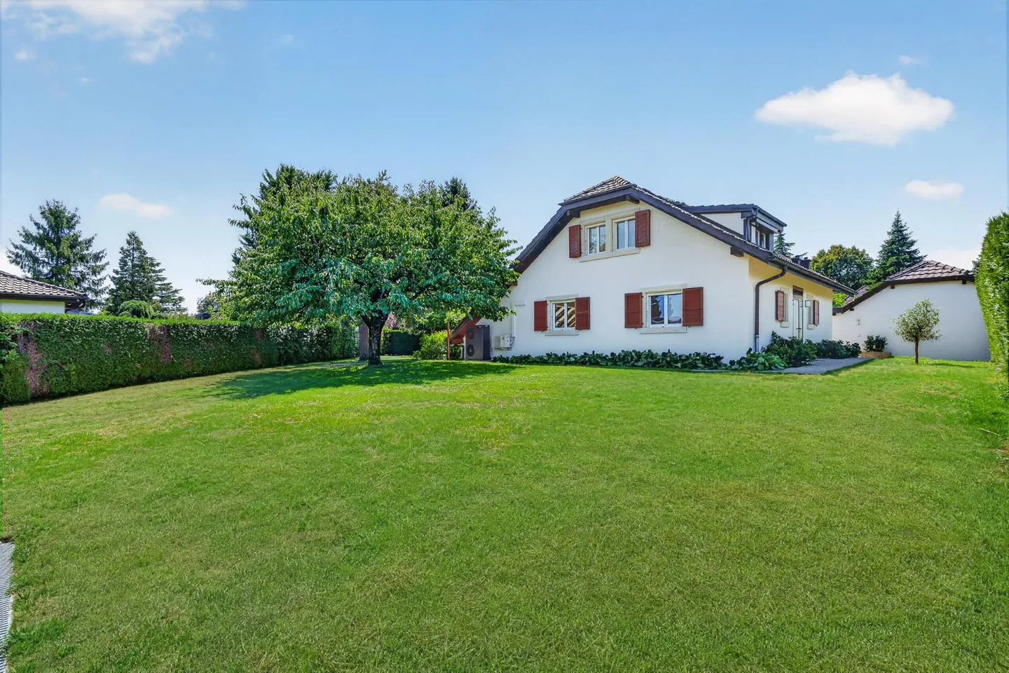 5,5-Zimmer-Haus - Foto 1 von 13