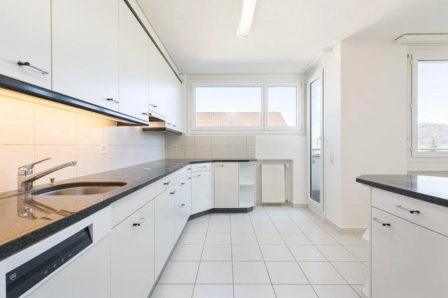Appartement en attique avec vue ! - Photo 4 sur 8