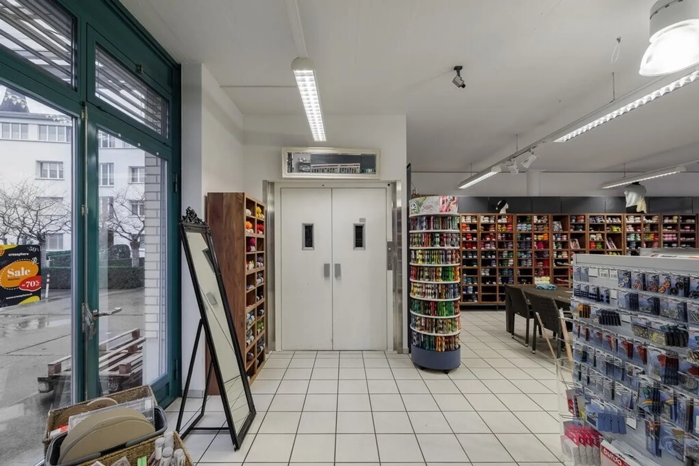 Spazio commerciale/vendita attraente in affitto nel centro di Wil! - Foto 3 di 8