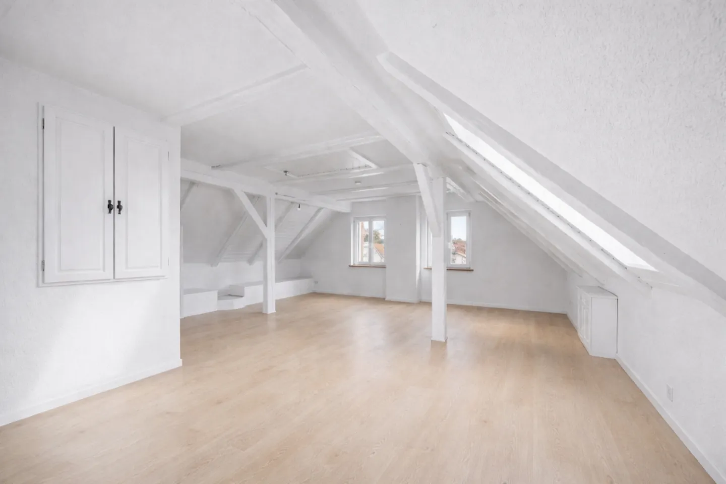 Charming semi-detached house with character - Photo 3 of 10