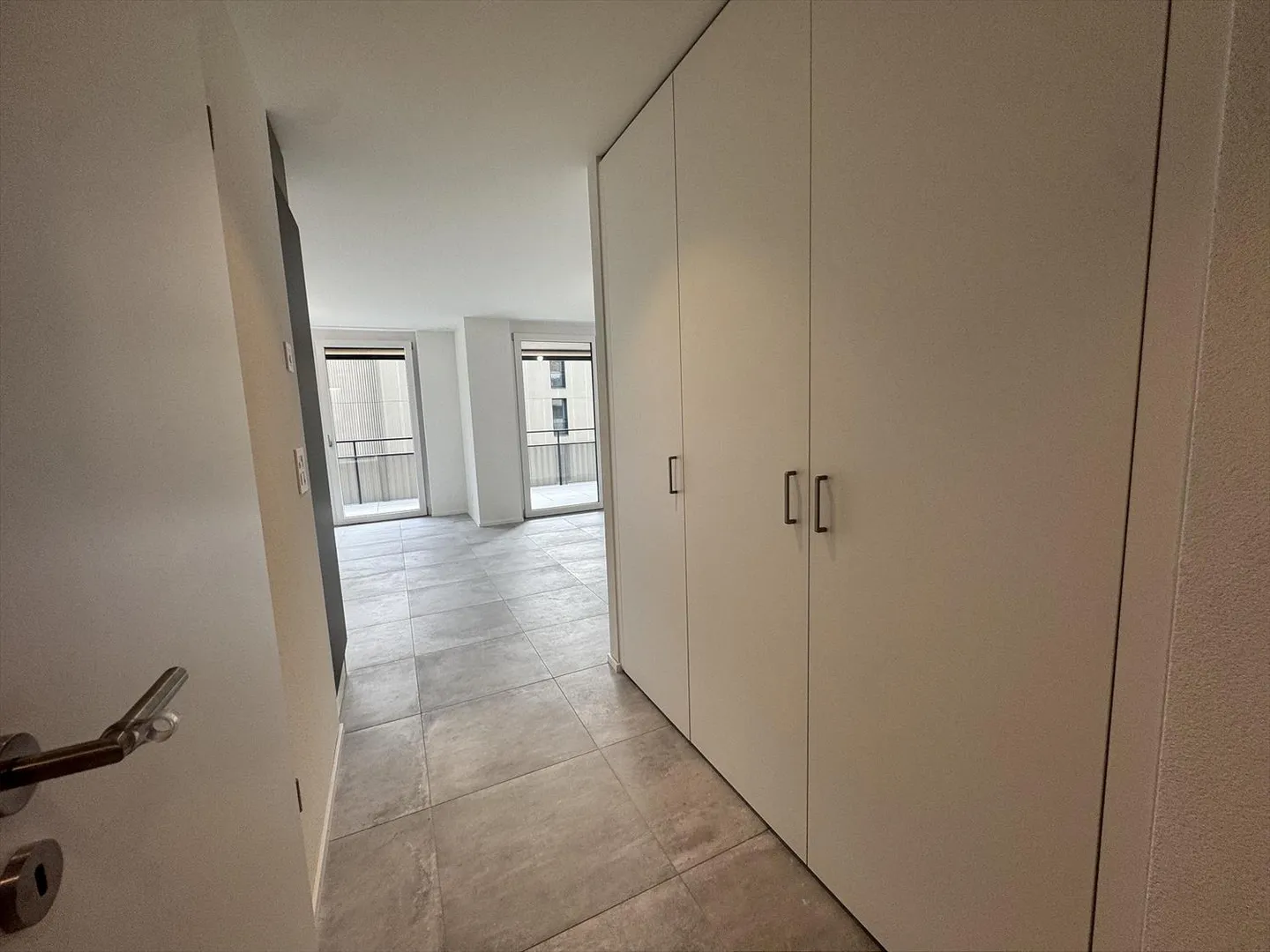 05633 - Appartement 2½ pièces - IMP. CHAMP-RIOND 12 - MATRAN - Photo 5 sur 8