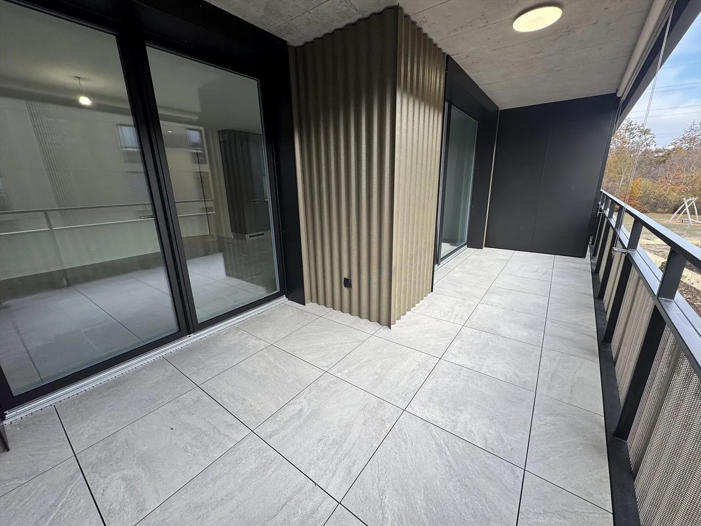 05633 - Appartement 2½ pièces - IMP. CHAMP-RIOND 12 - MATRAN - Photo 8 sur 8