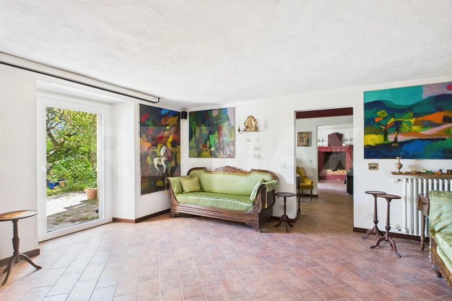 Ampia casa con vista e tanto carattere - Foto 5 di 13