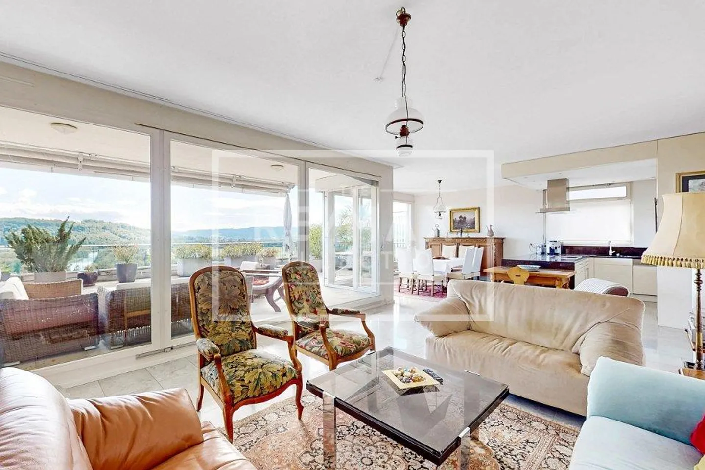 4.5++ Attique TEFH, 152 m², vue panoramique, emplacement en haut de la colline, à la limite de la ville d'Aarau - Photo 12 sur 13