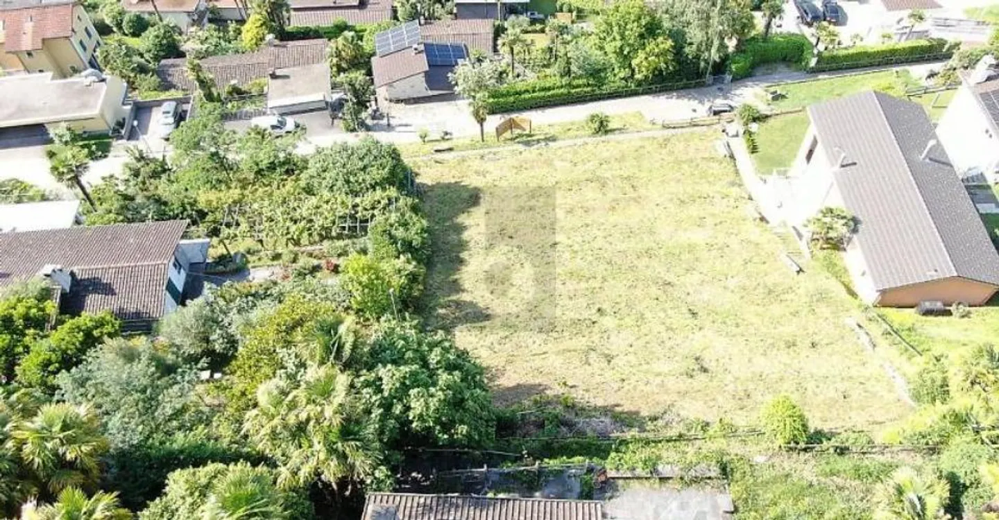 GRAND ET ENSOLEILLÉ AVEC VUE - Foto 3 di 6
