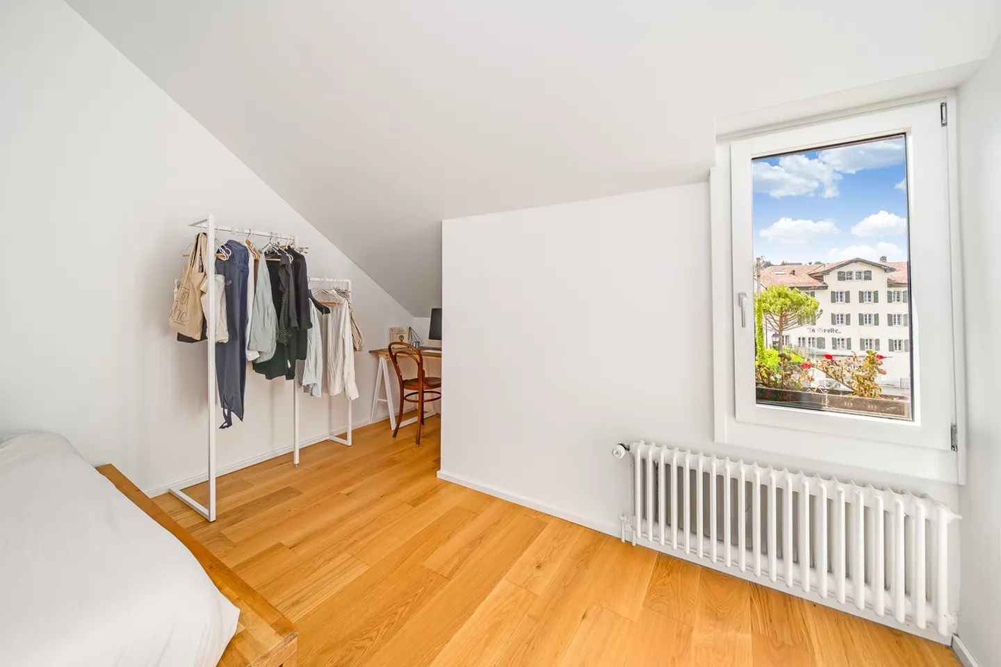 APPARTEMENT RÉNOVÉ - CACHET - OBJET RARE - GARAGE BOX - EN EXCLUSIVITÉ - Photo 9 sur 9