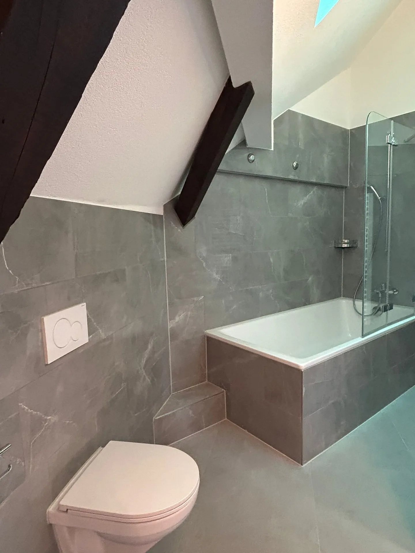 Penthouse exclusif de 4,5 pièces à Bâle - Première occupation - Photo 13 sur 16