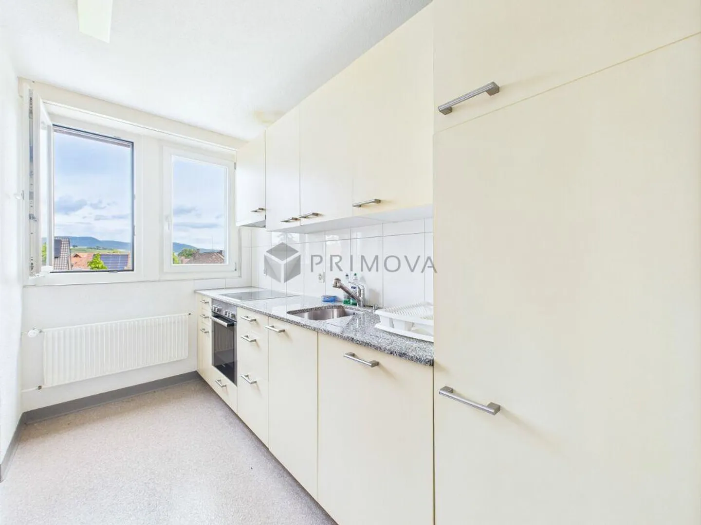 Casa multifamiliare ben tenuta con potenziale di sviluppo - investimento solido per il futuro - Foto 13 di 13