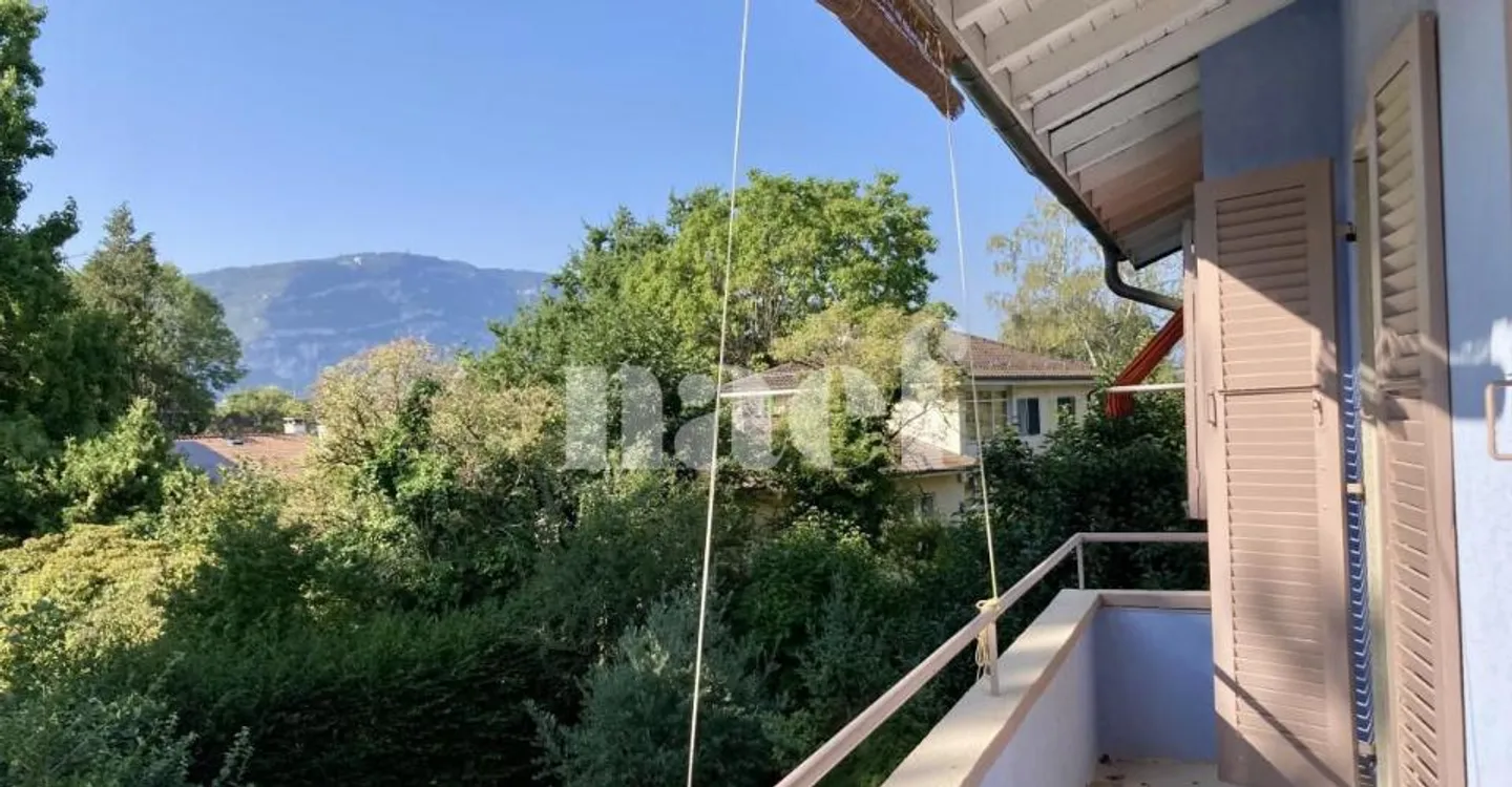 Appartement Charmant à Lilas-Blancs - Photo 1 sur 8