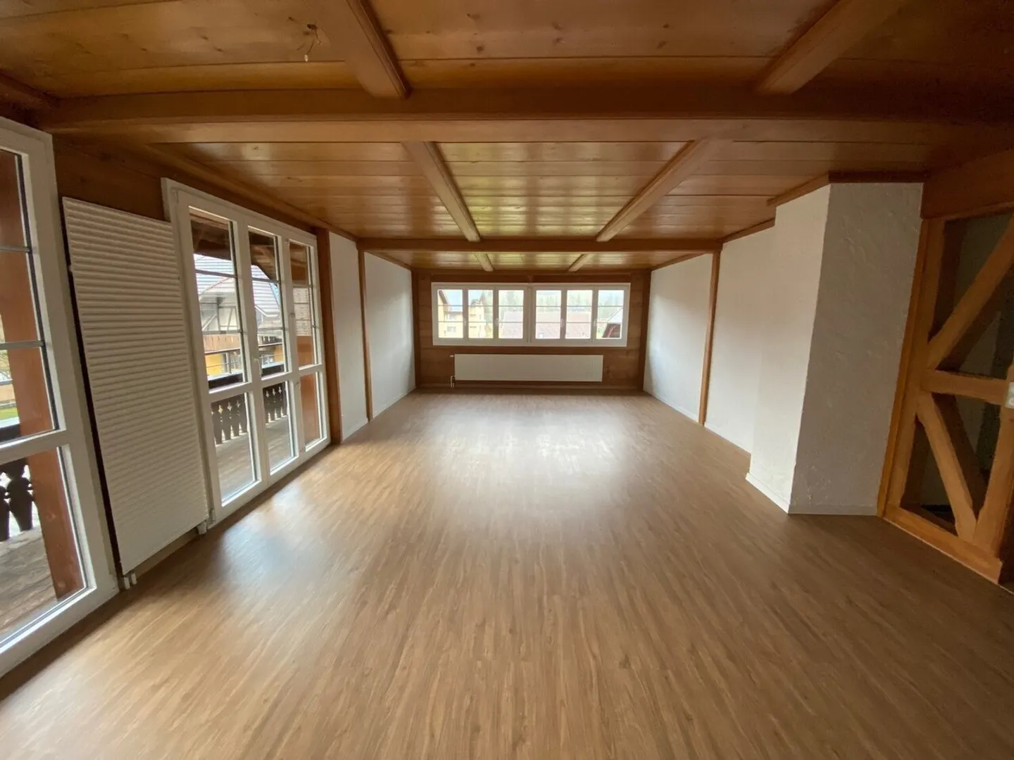 Cozy Farmhouse Apartment - Photo 4 of 12