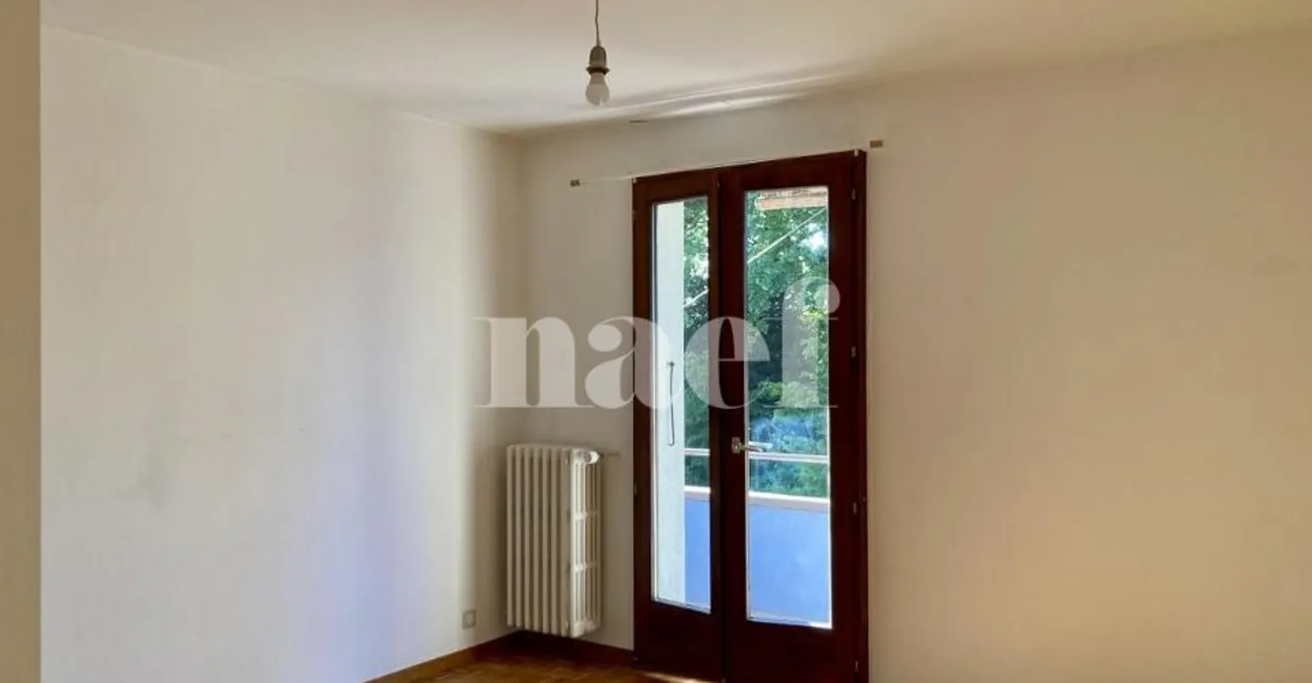 Appartement Charmant à Lilas-Blancs - Photo 3 sur 8