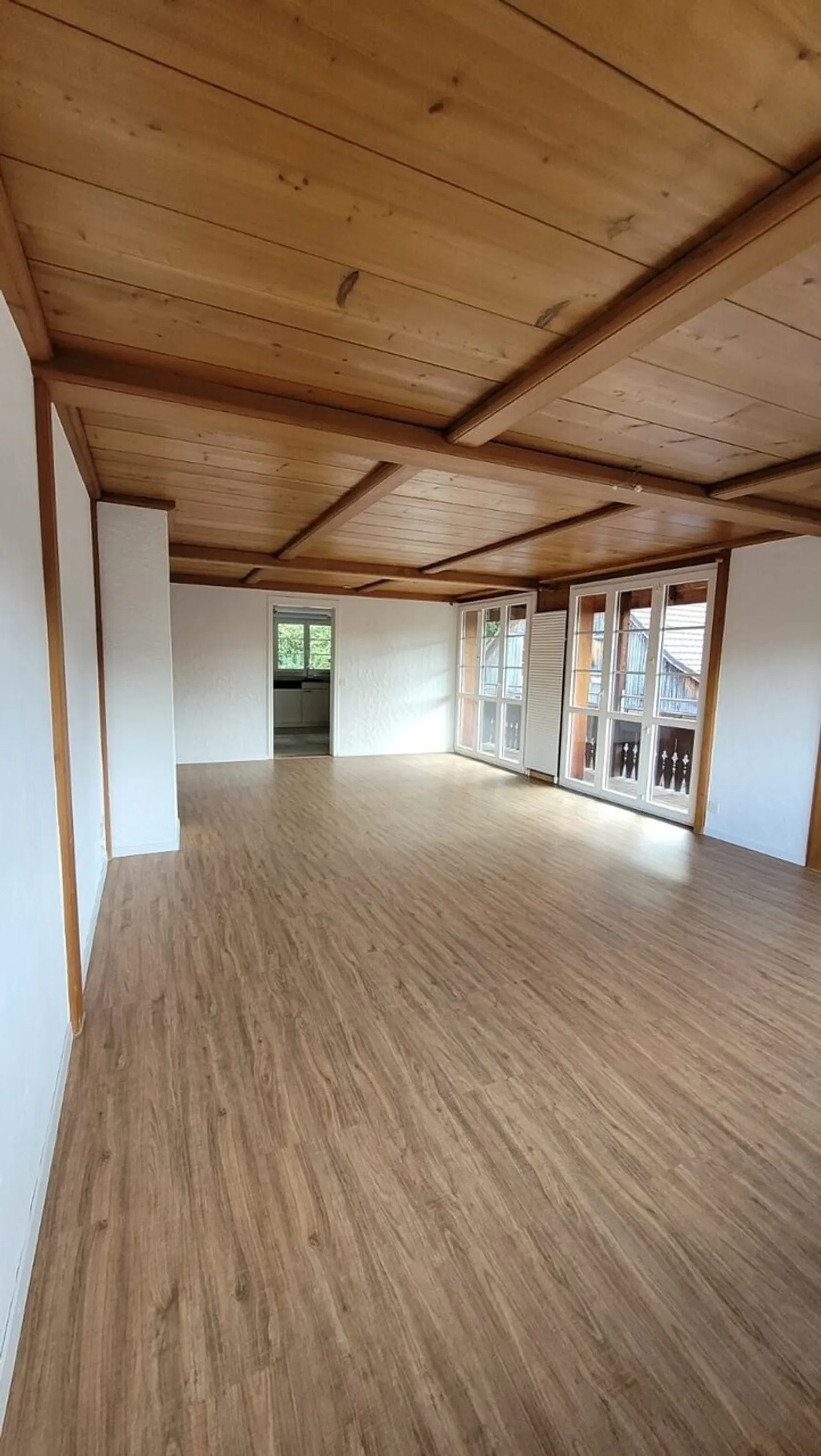 Cozy Farmhouse Apartment - Photo 8 of 12