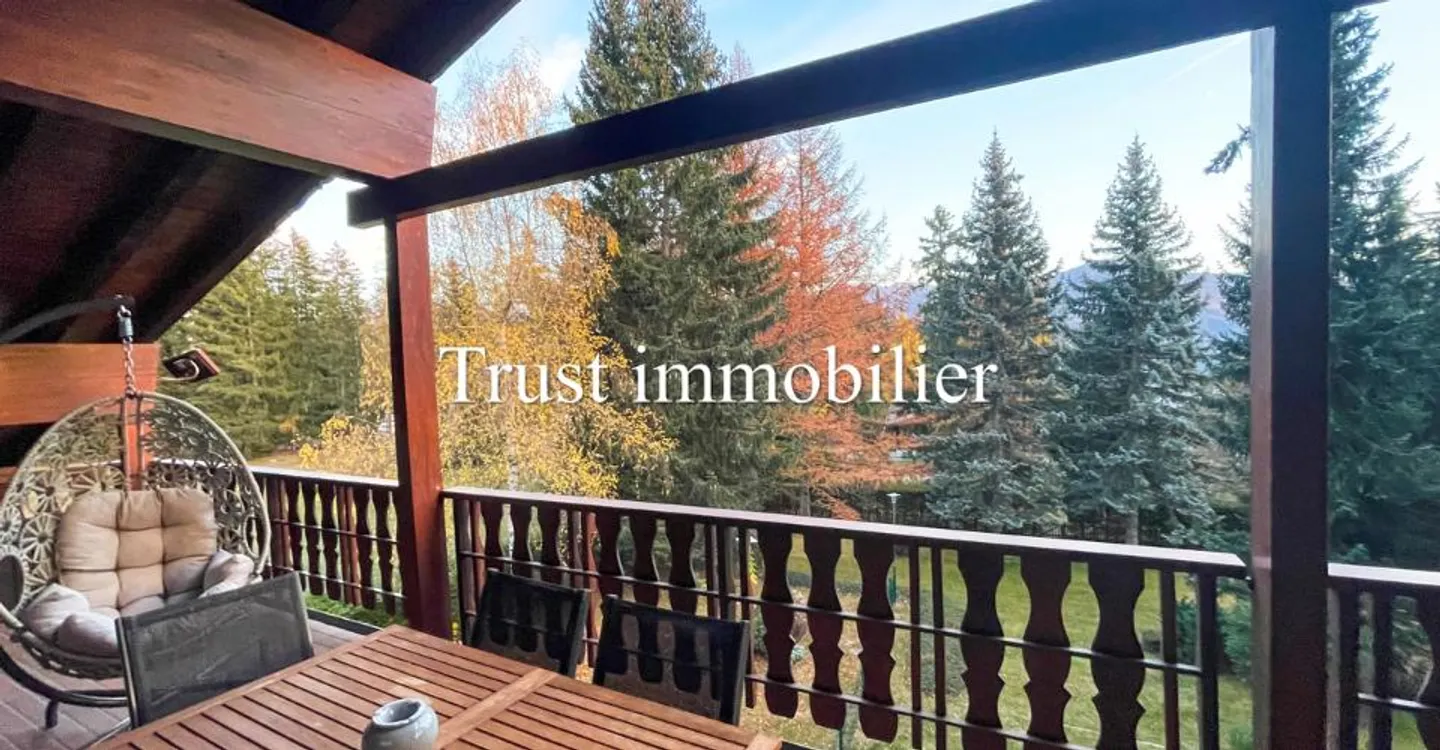 Incredible 4.5 room penthouse for rent, near Crans center - Photo 2 of 12