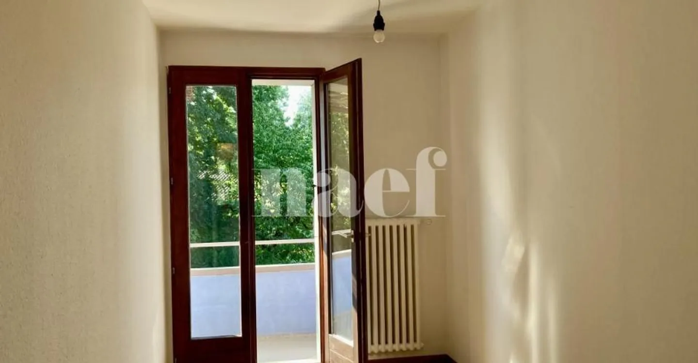 Appartement Charmant à Lilas-Blancs - Photo 4 sur 8
