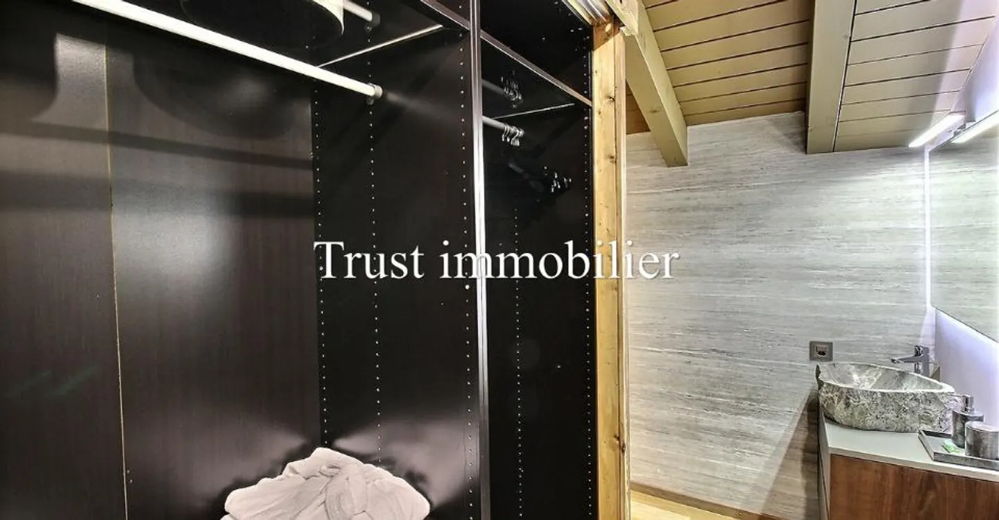Incredible 4.5 room penthouse for rent, near Crans center - Photo 10 of 12