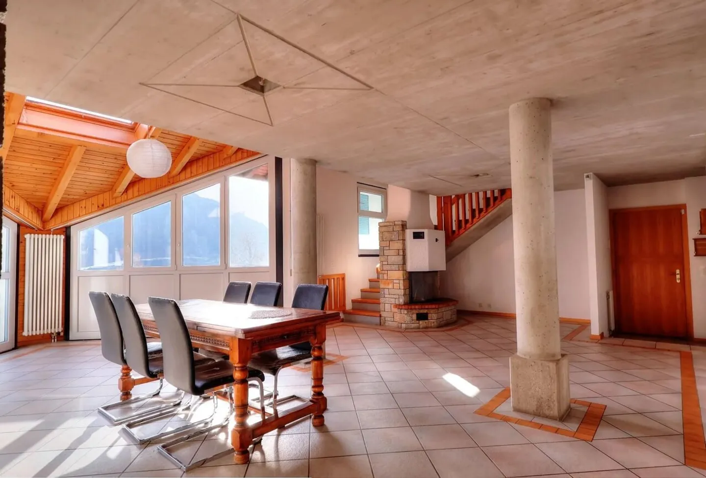 Spacieux duplex de 7.5 pièces, au coeur des vignes - Photo 3 sur 10