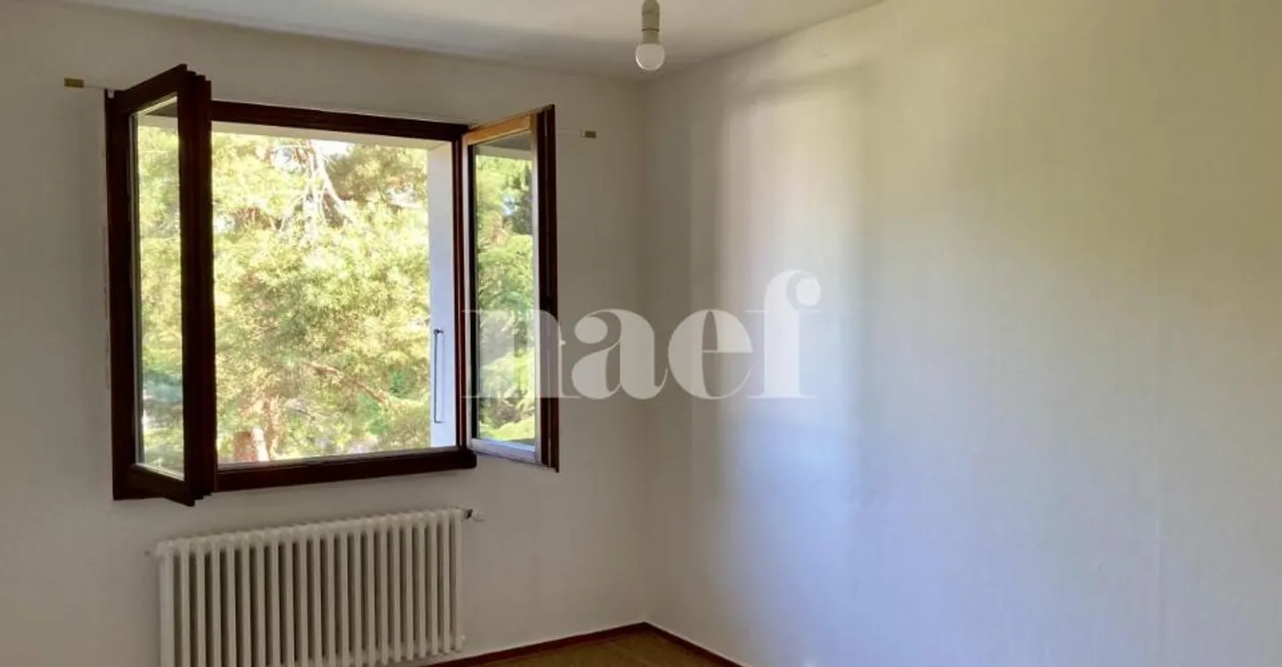 Appartement Charmant à Lilas-Blancs - Photo 6 sur 8
