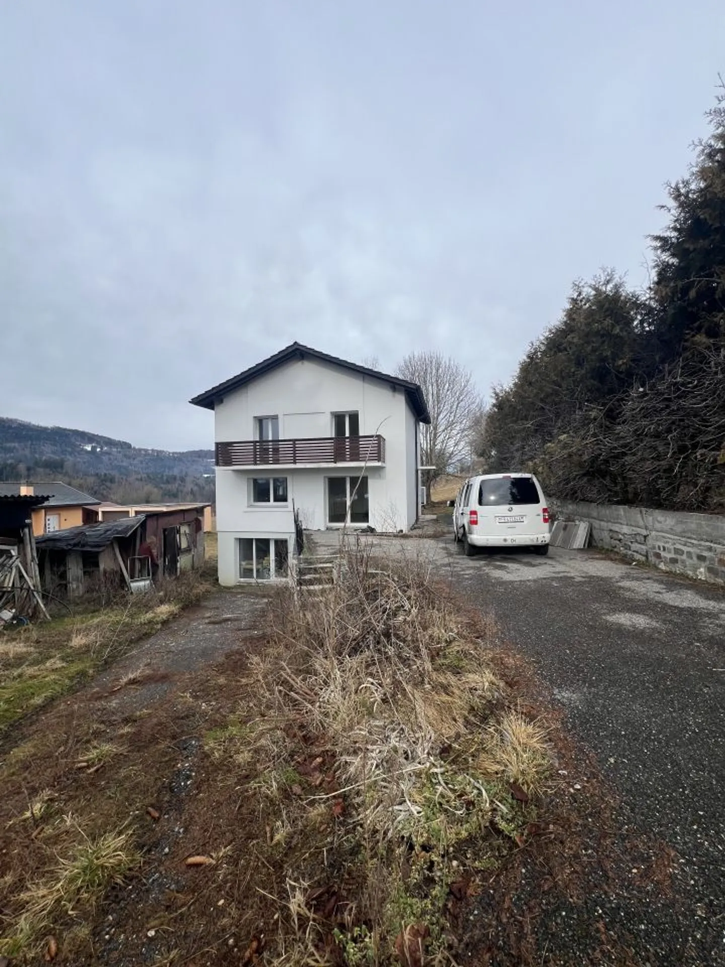 Schönes renoviertes Haus in Attalens / 3 SZ / 1 Badezimmer / 1 Balkon / Wärmepumpe - Foto 9 di 12
