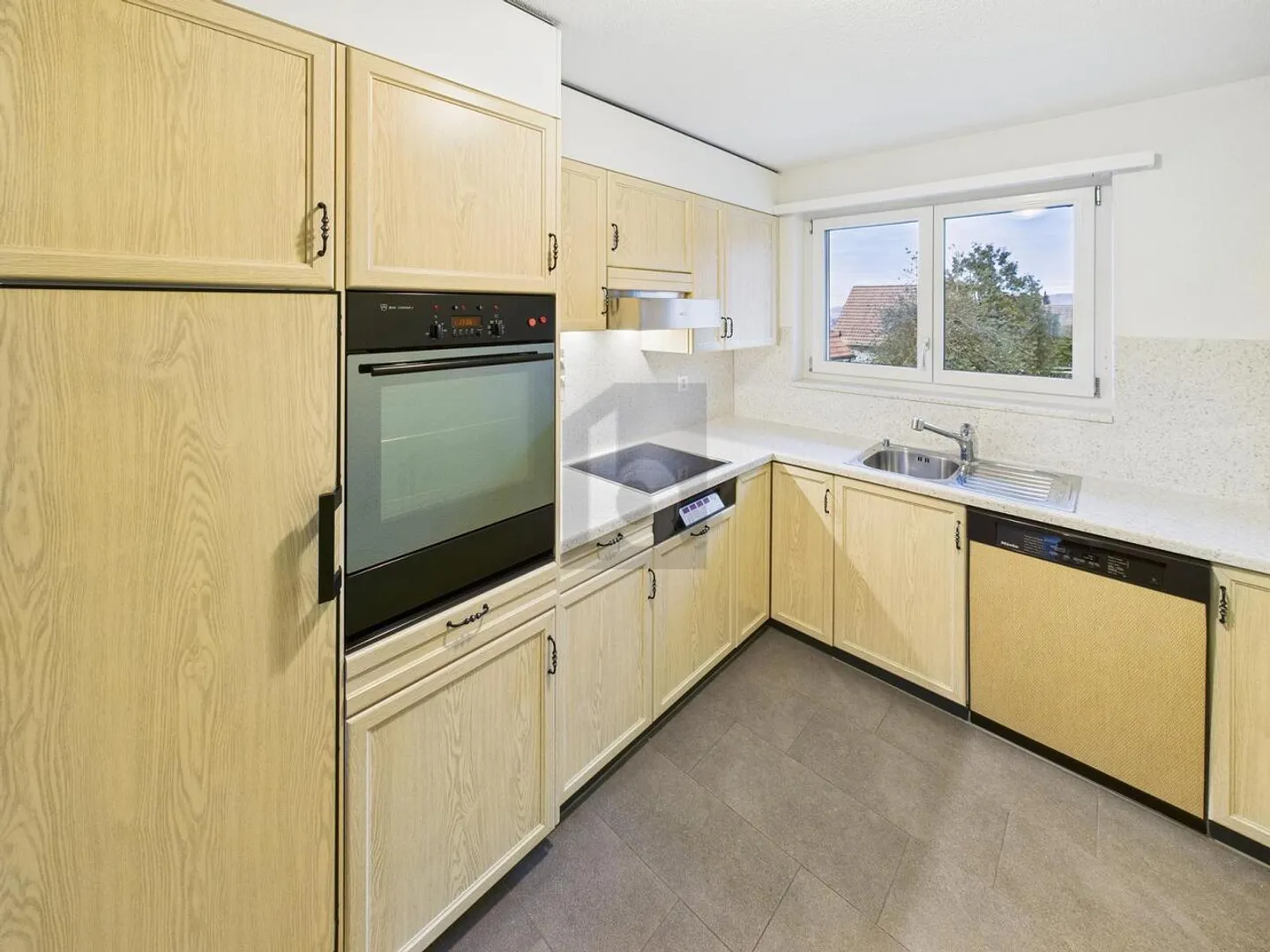 Appartement élégant près de Berne - Photo 3 sur 6