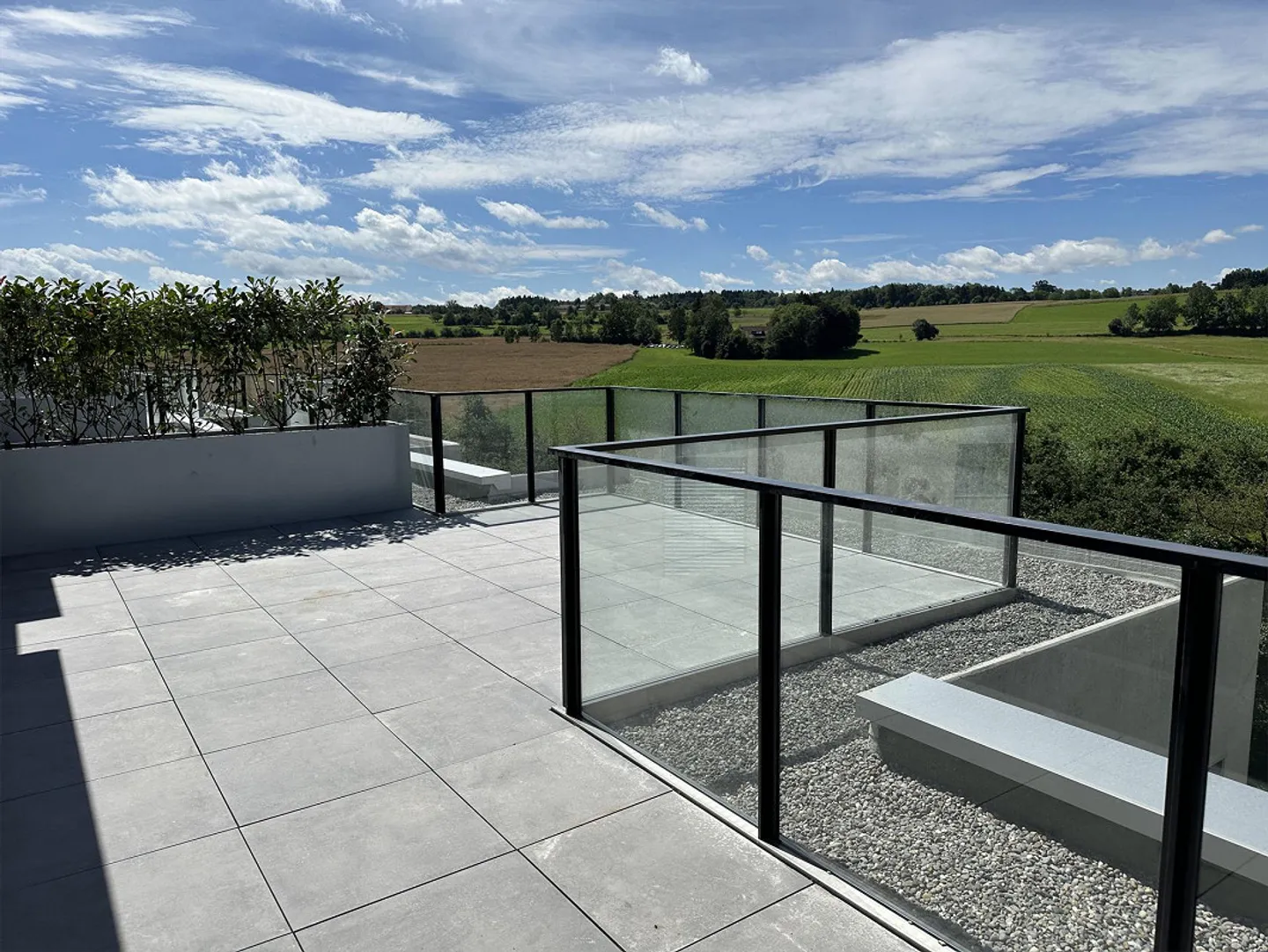 Moderno appartamento attico di 3,5 stanze con vista panoramica - Foto 4 di 15