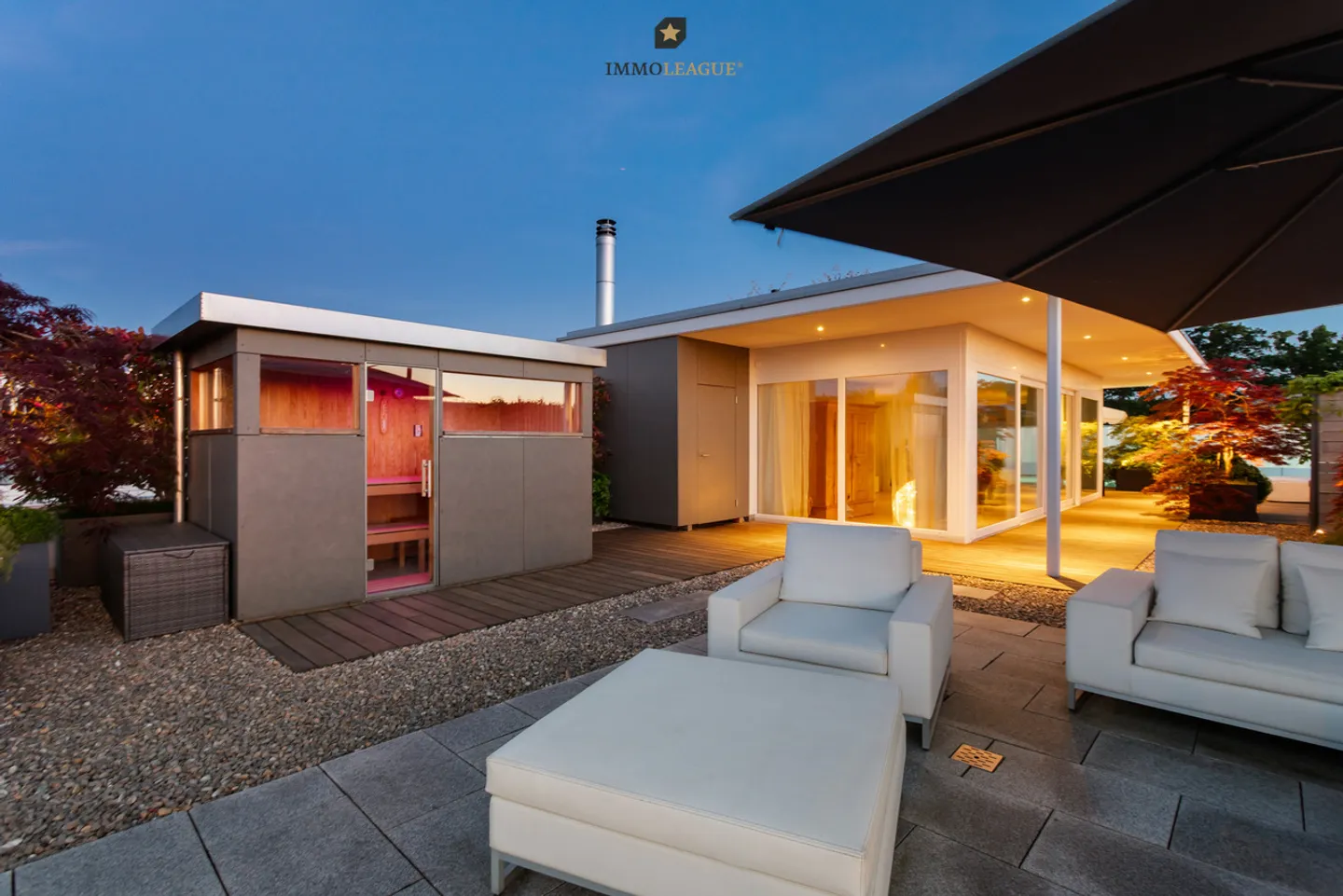 Attico duplex esclusivo con piscina, idromassaggio, sauna e vista lago. - Foto 3 di 7