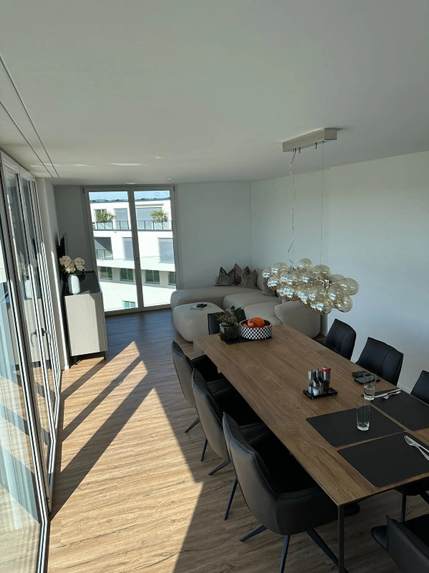 Moderno appartamento attico di 3,5 stanze con vista panoramica - Foto 7 di 15