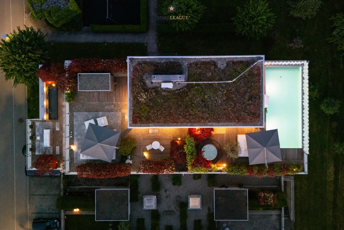 Attico duplex esclusivo con piscina, idromassaggio, sauna e vista lago. - Foto 5 di 7