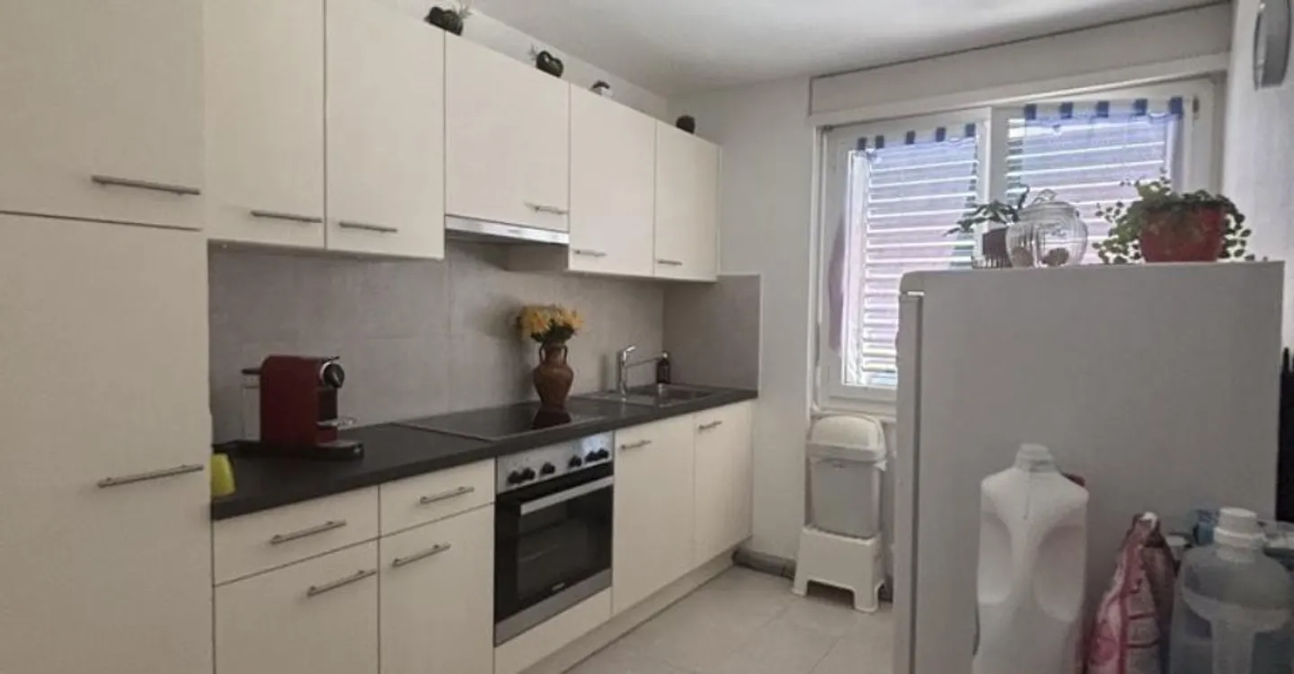 Appartement Charmant dans Quartier Calme - Photo 4 sur 7