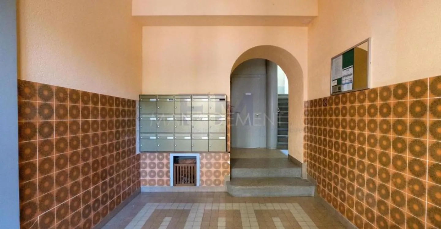 Rue des Grottes ? 2 rooms of approx. 28 m² on the 1st floor - Photo 3 of 4