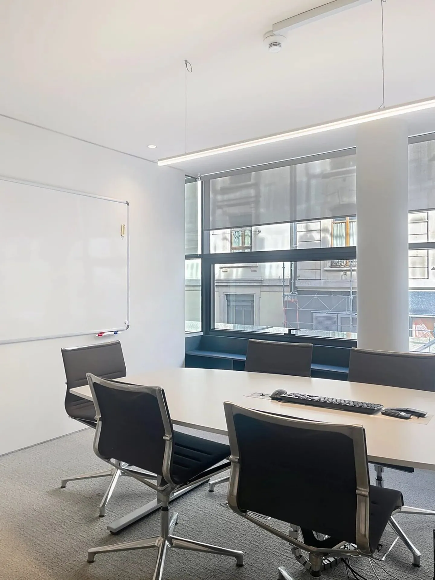 Espace de Bureau Spacieux - Photo 1 sur 3