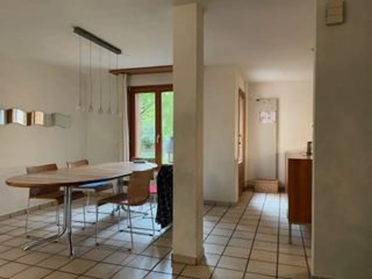Casa unifamiliare (5.5 stanze) in un vivace insediamento familiare - Foto 4 di 10