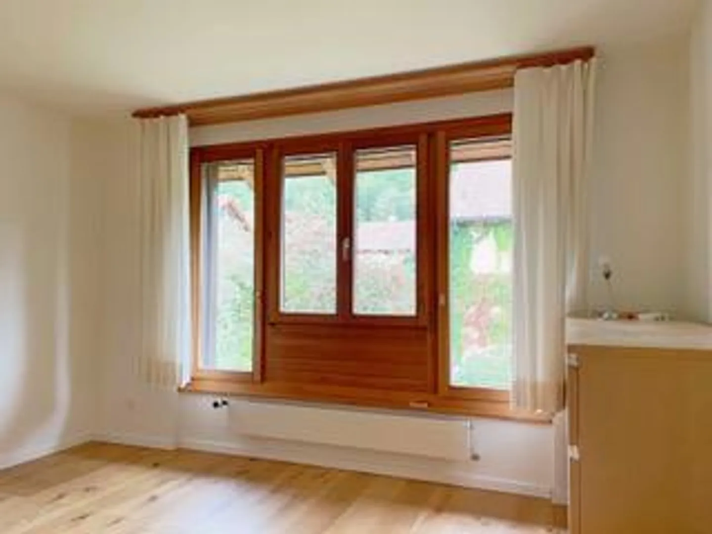 Casa unifamiliare (5.5 stanze) in un vivace insediamento familiare - Foto 8 di 10