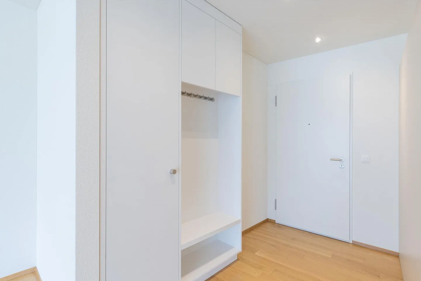 Appartamento di 3,5 stanze in affitto in posizione centrale - Foto 8 di 14