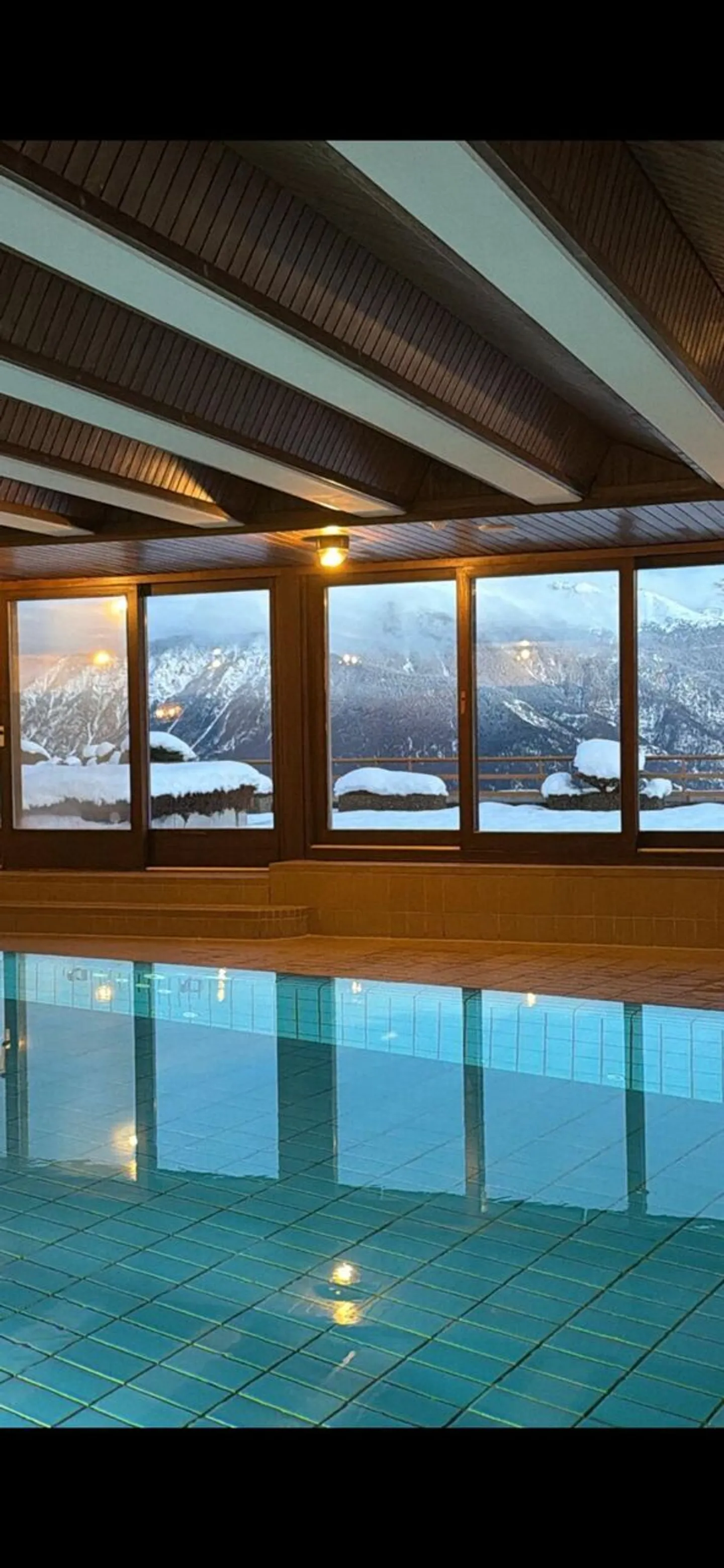 Charmantes Studio mit Pool - Foto 2 von 8
