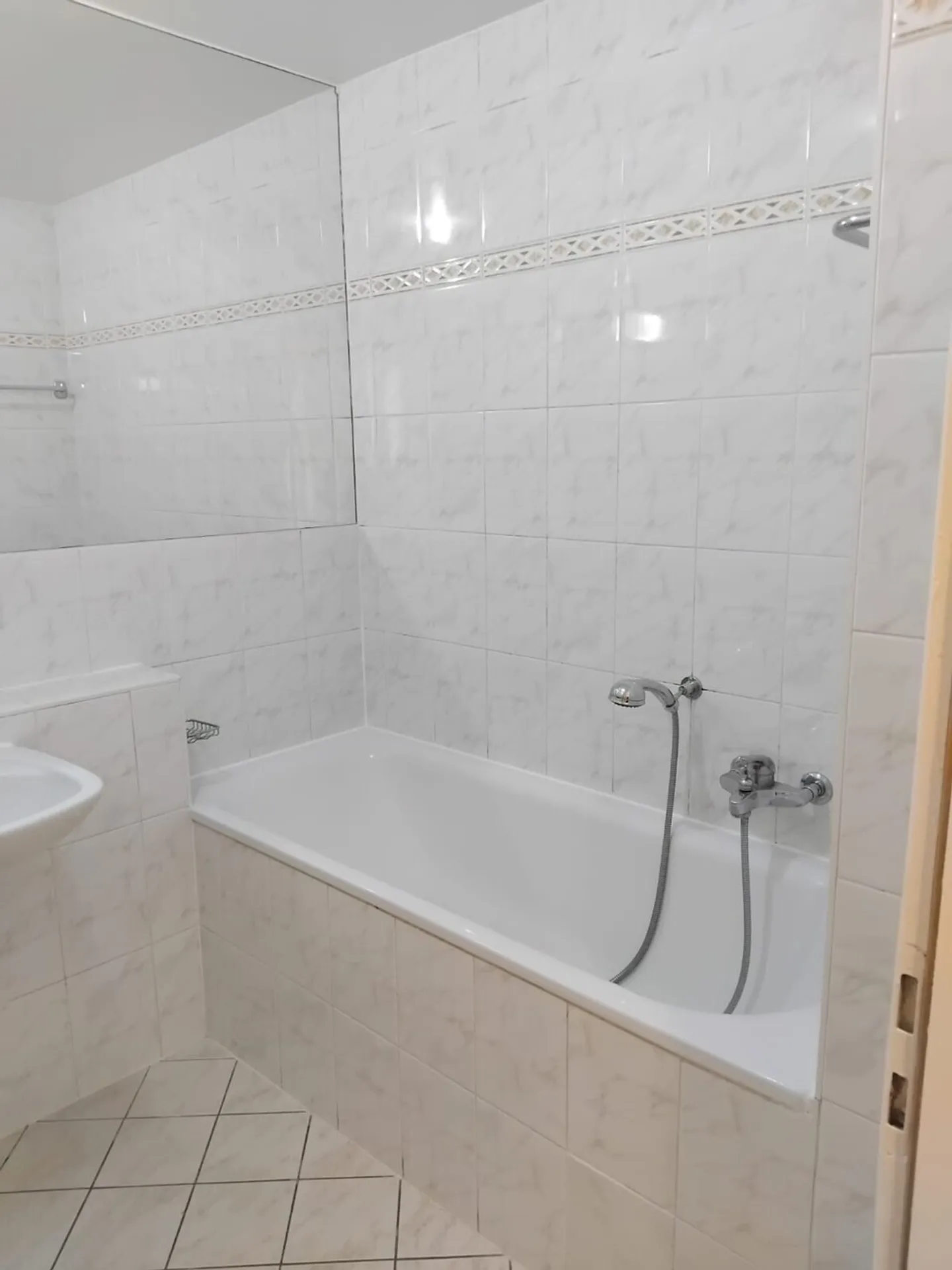 Appartamento Incantevole a Plainpalais - Foto 5 di 7