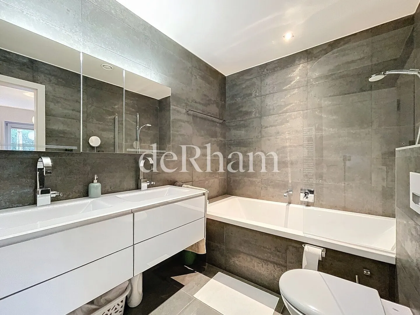 Wunderschöne 3,5-Zimmer-Wohnung mit Terrasse und Garten - Foto 4 von 9