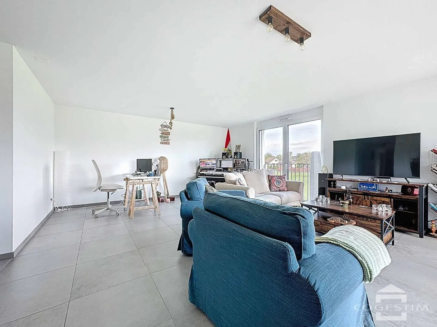 3.5 Room Apartment - Photo 4 of 9