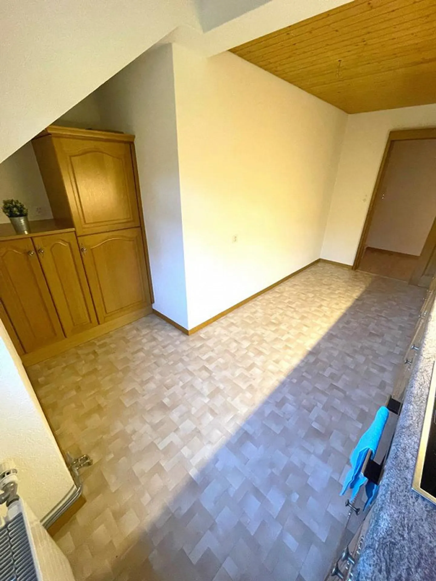 Charming living directly on the Birs - Photo 8 of 8