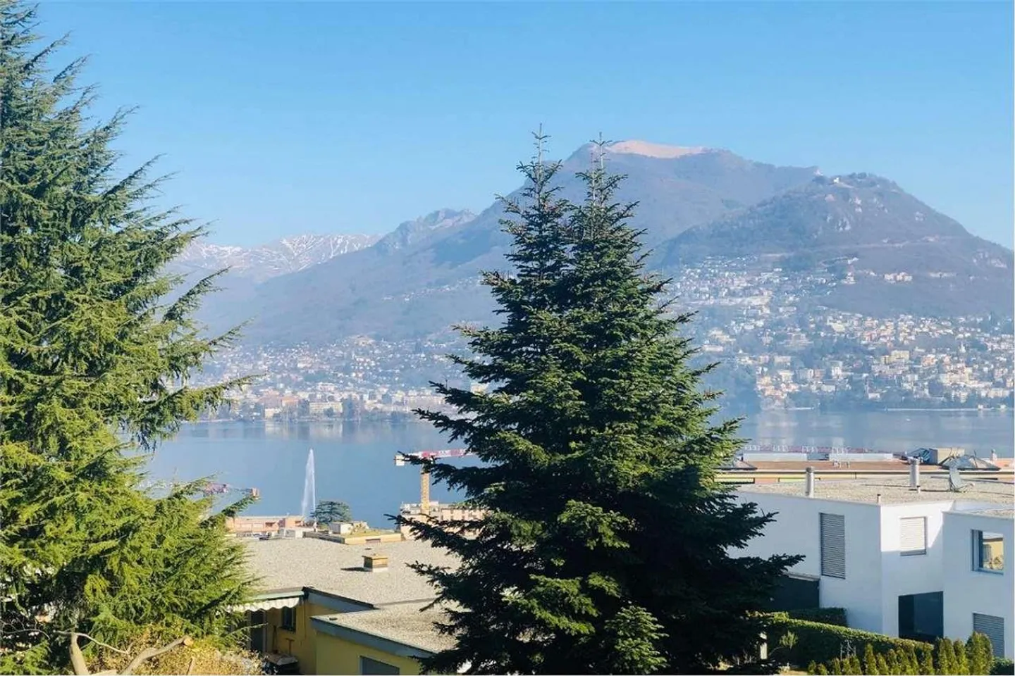 3.5-room apartment with lake view - Photo 3 of 10