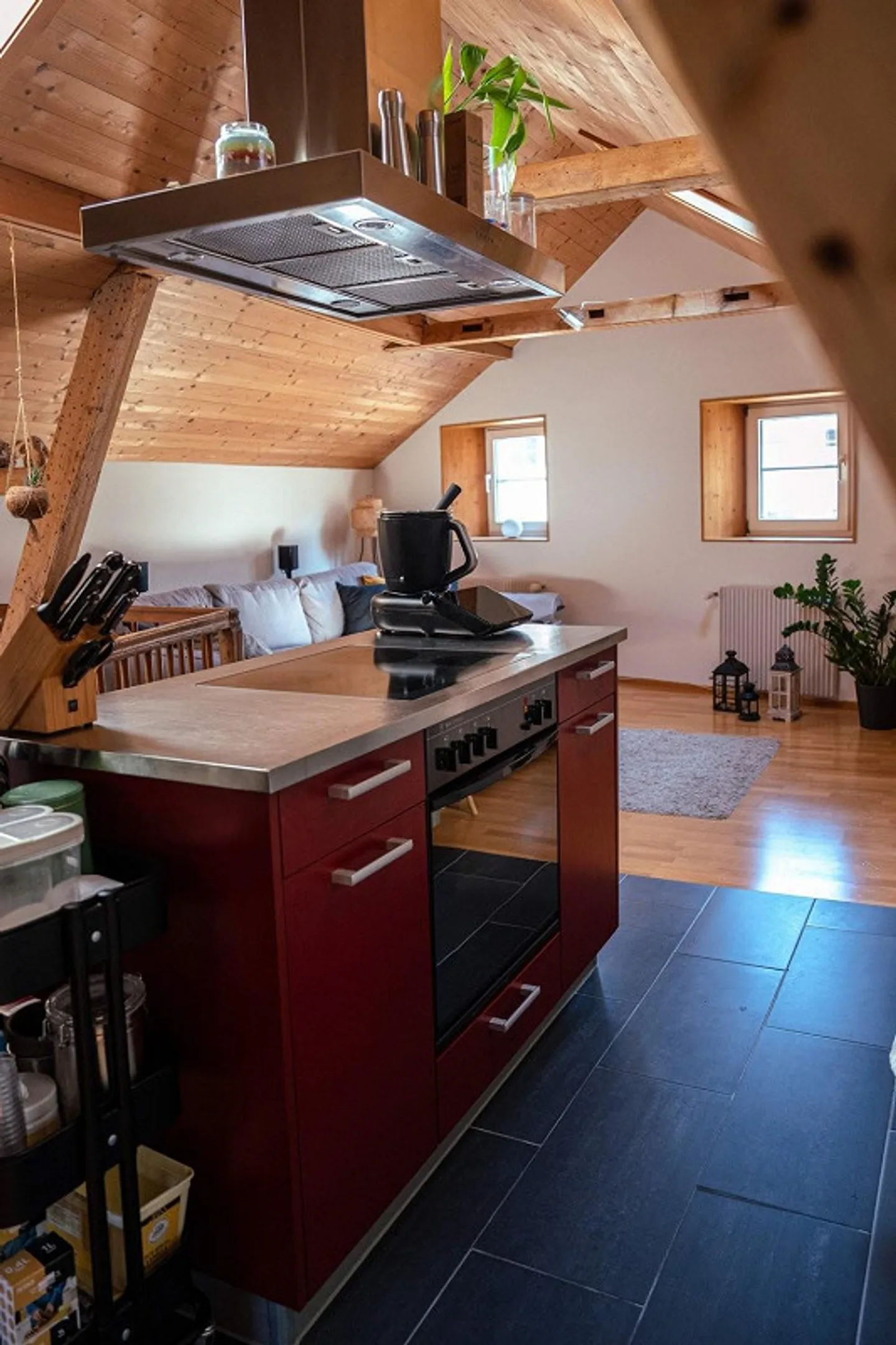 Moderno appartamento mansardato di 3,5 locali a Chur - Foto 3 di 12
