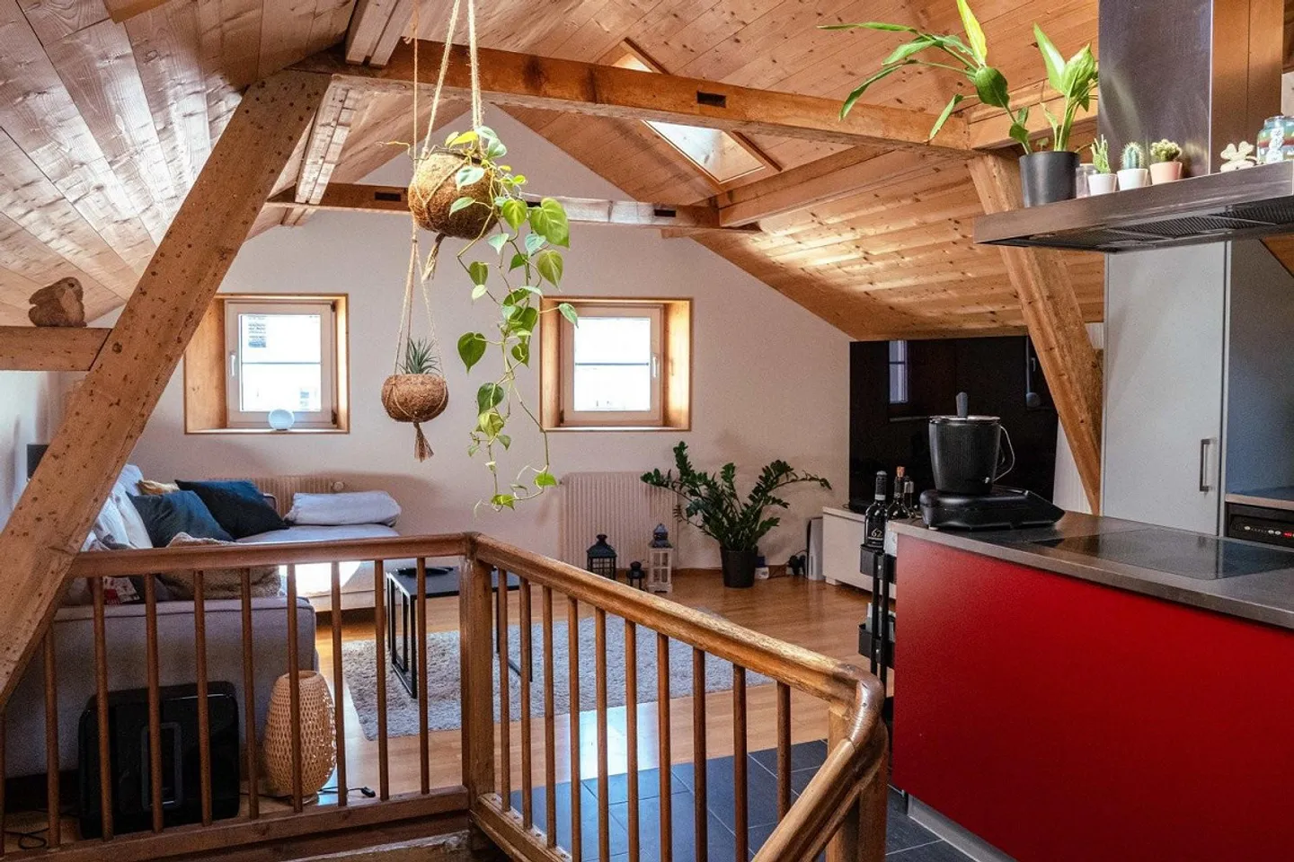 Moderno appartamento mansardato di 3,5 locali a Chur - Foto 1 di 12