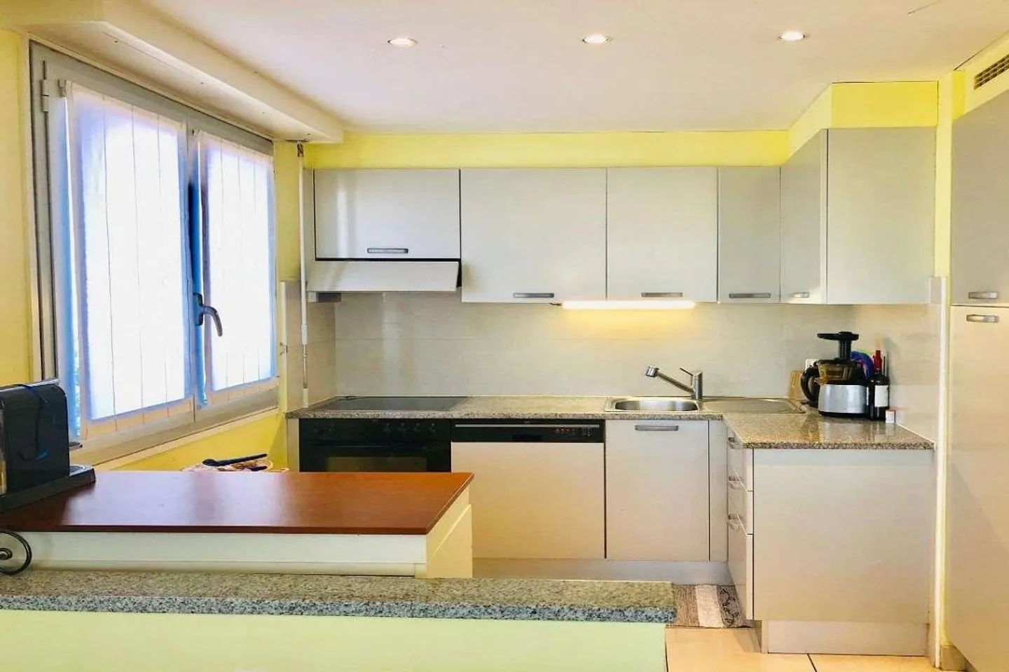 3.5-room apartment with lake view - Photo 8 of 10