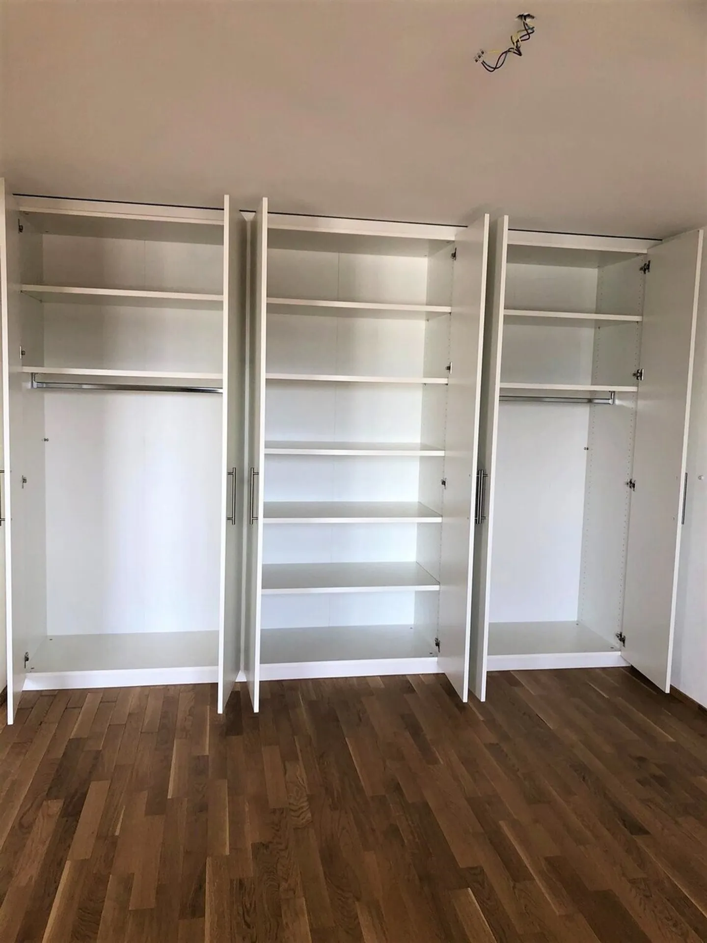 Moderno appartamento di 2,5 stanze di 67m² al 14° piano con vista e ascensore - Foto 5 di 7