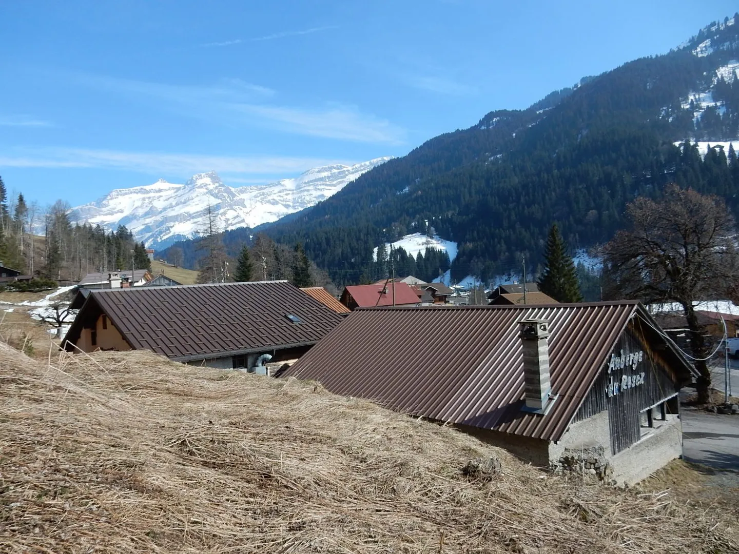 Charming Inn Café-Restaurant & Accommodations - Photo 3 of 4