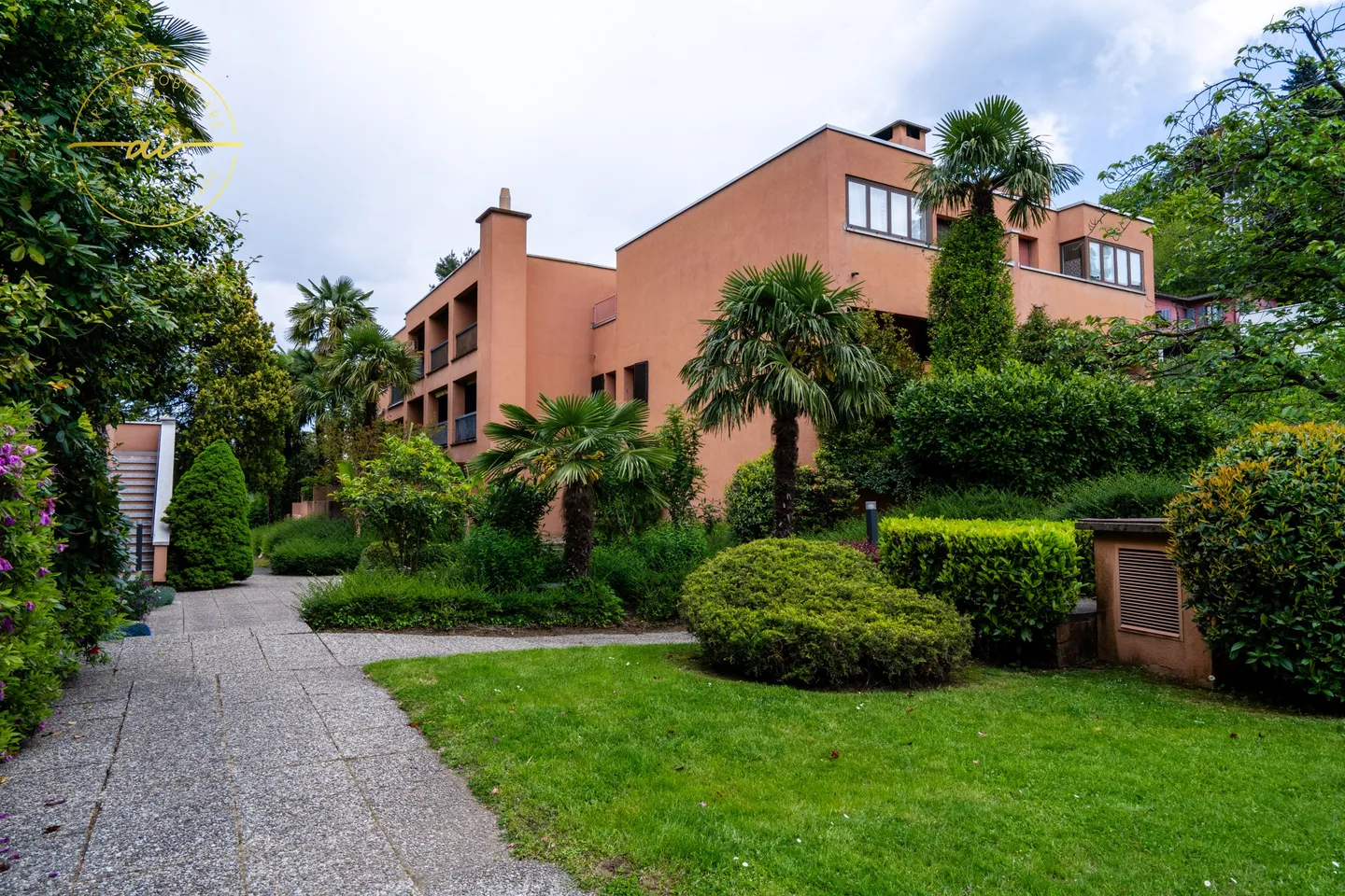 MODERNO APPARTAMENTO DUPLEX DI 2.5 LOCALI CON TERRAZZE - Foto 1 von 13