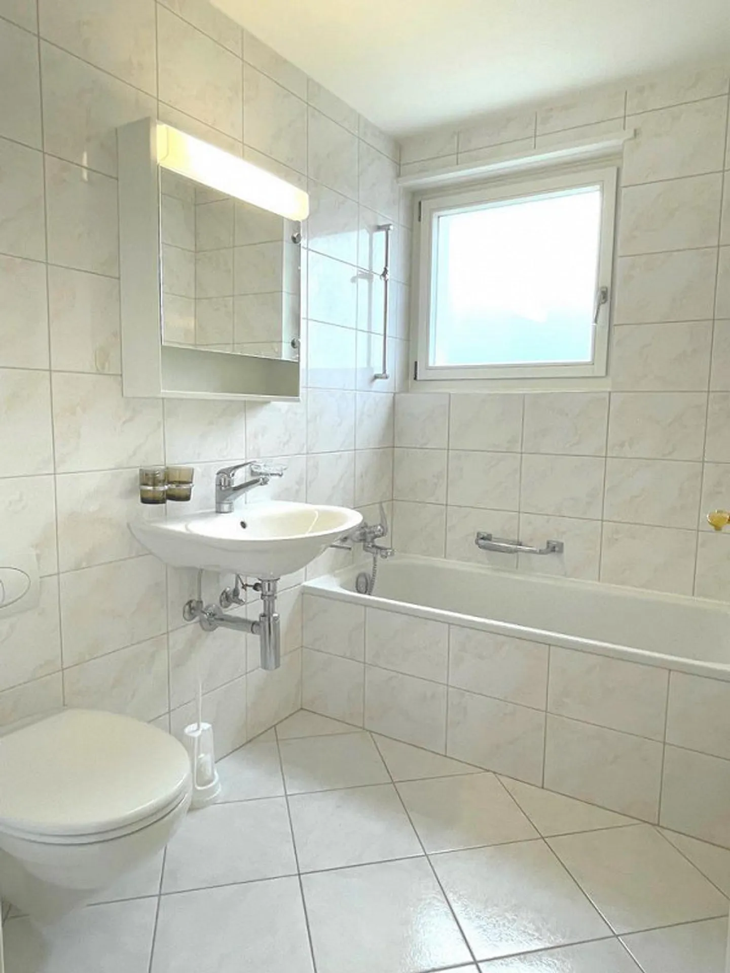 Appartement confortable dans un emplacement calme - 1 mois de loyer gratuit - Photo 8 sur 10