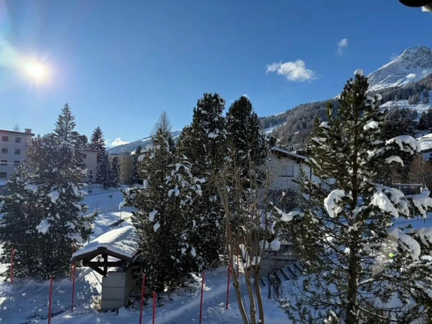 Sonnige 5.5 Zimmerwohnung an ruhiger Lage - Foto 4 di 15