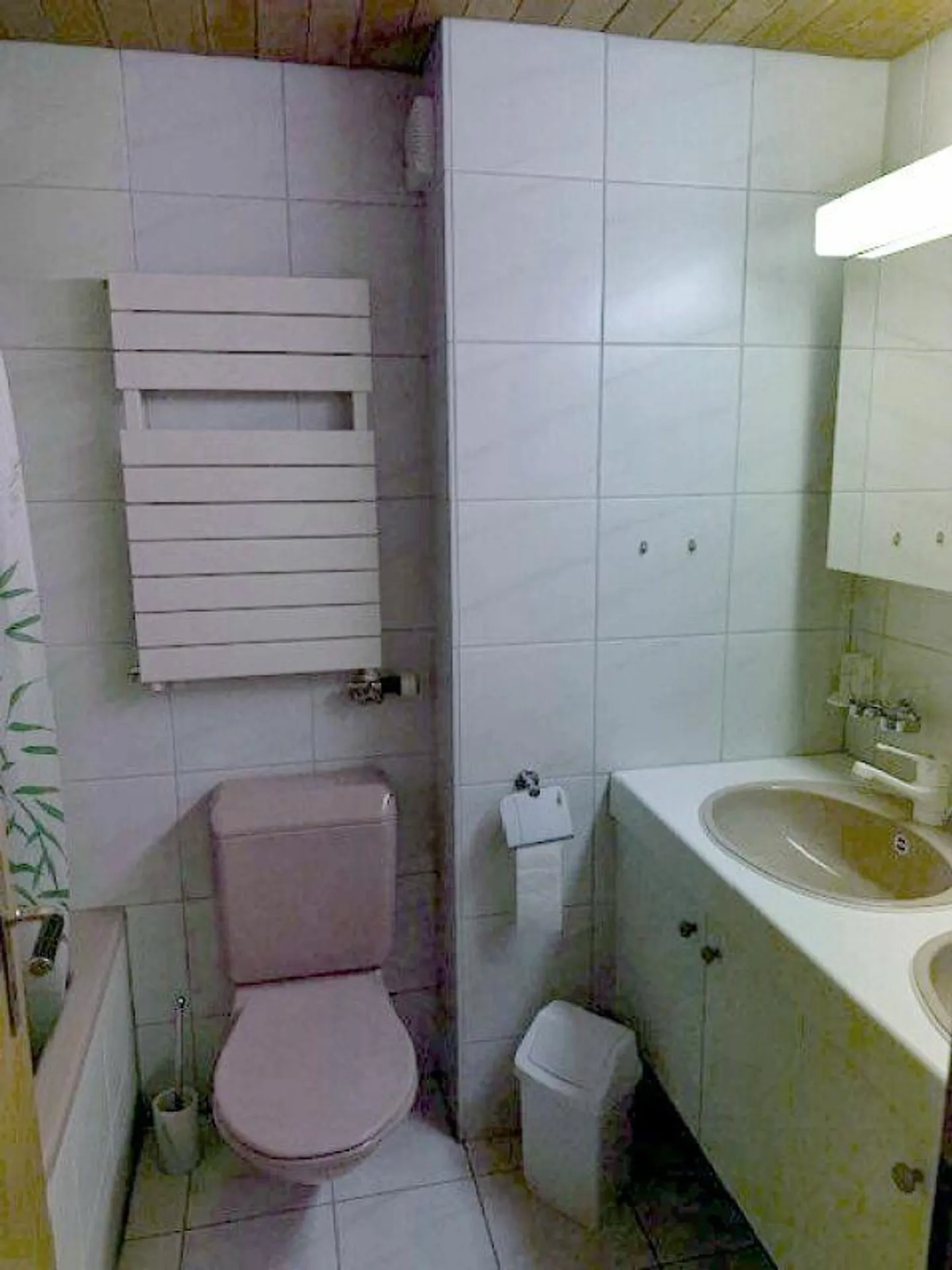 Sonnige 5.5 Zimmerwohnung an ruhiger Lage - Foto 12 di 15