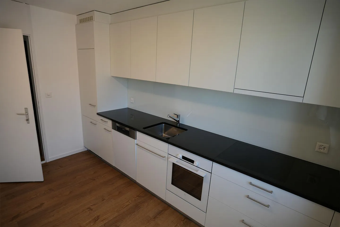 Appartamento ristrutturato e accogliente di 4½ locali nel quartiere Lindenhof... - Foto 2 di 18