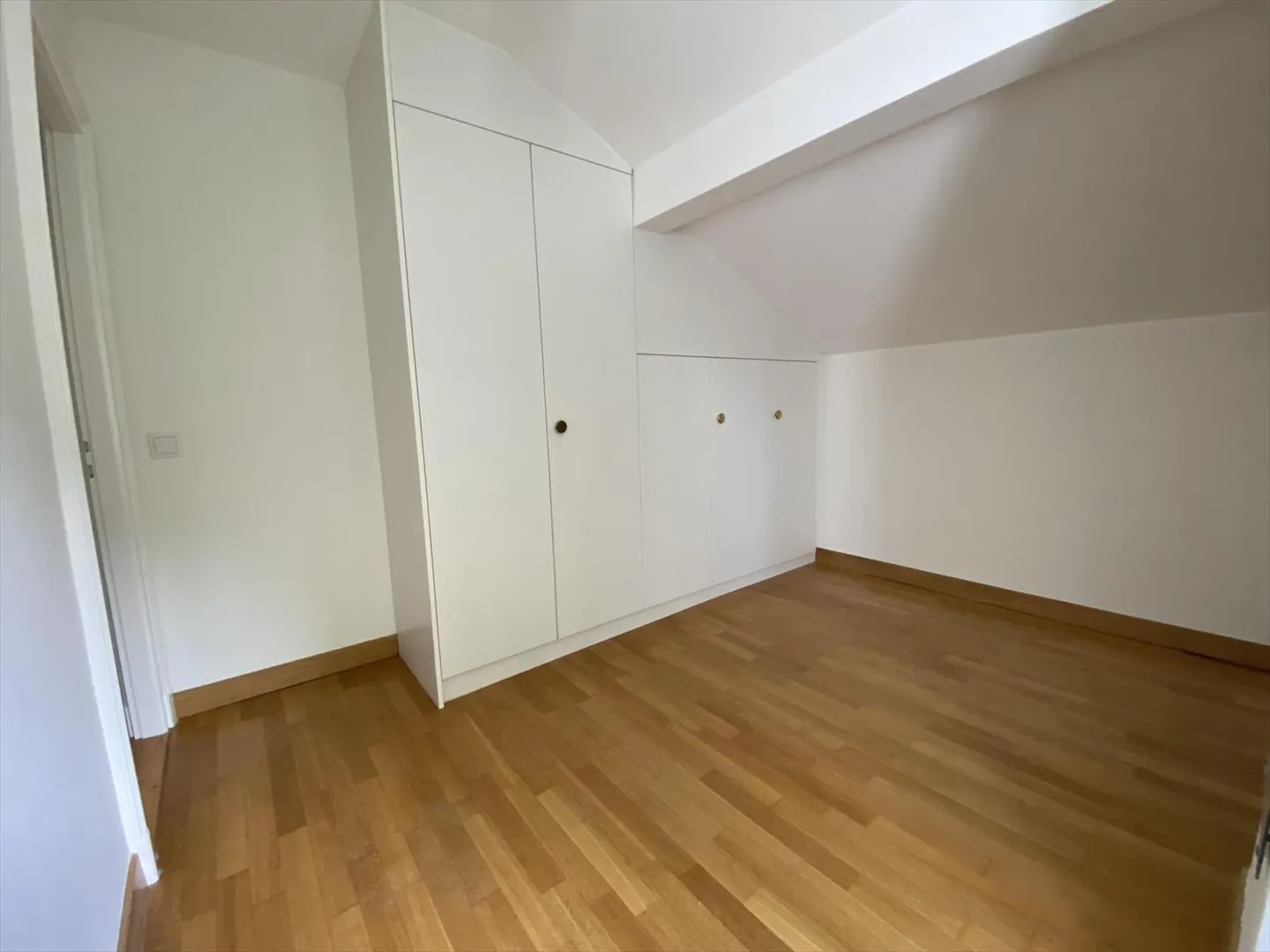 Individual Villa for Rent in Genthod - Photo 8 of 11